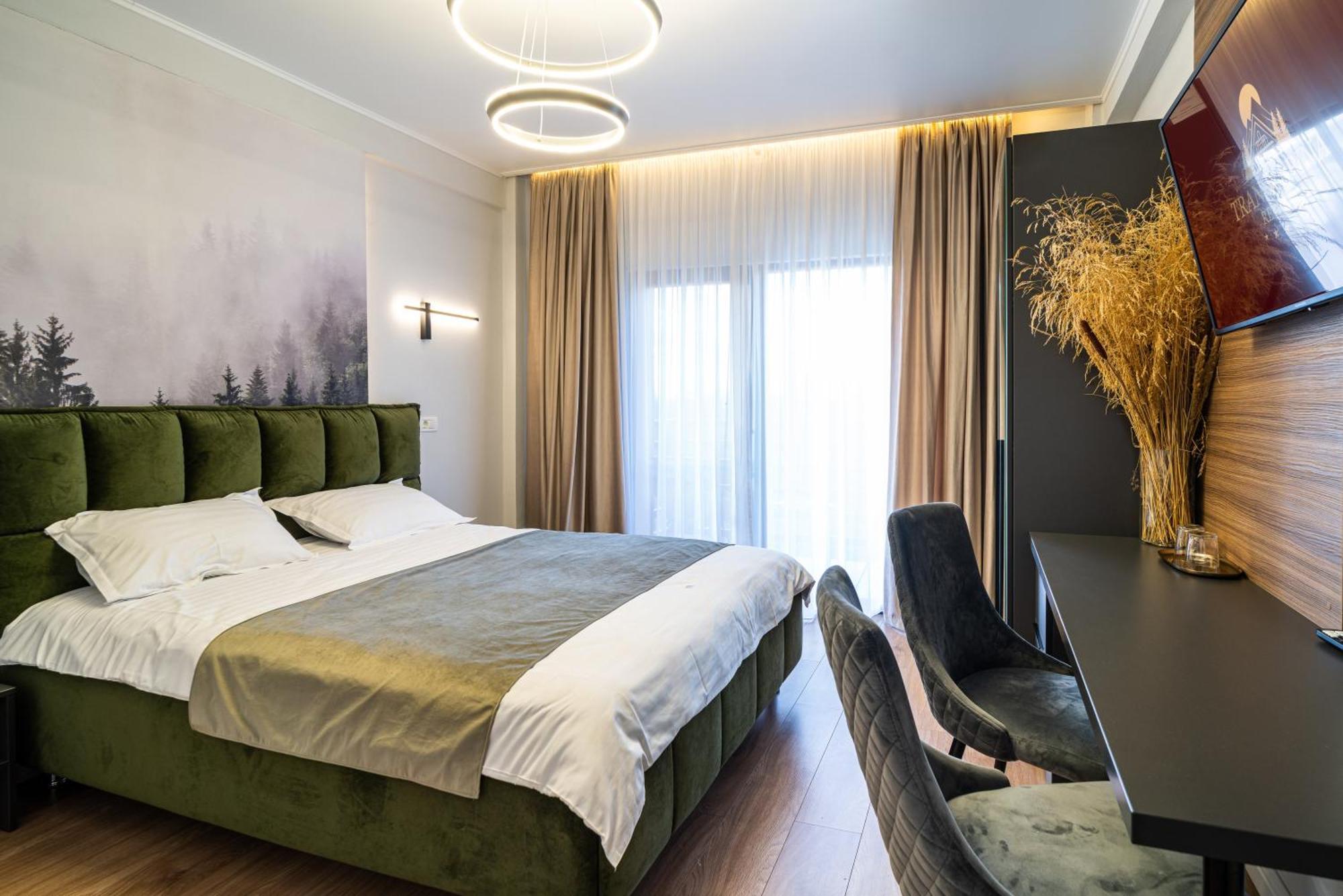 Transalpina Retreat Hotel Novaci-Straini Bagian luar foto