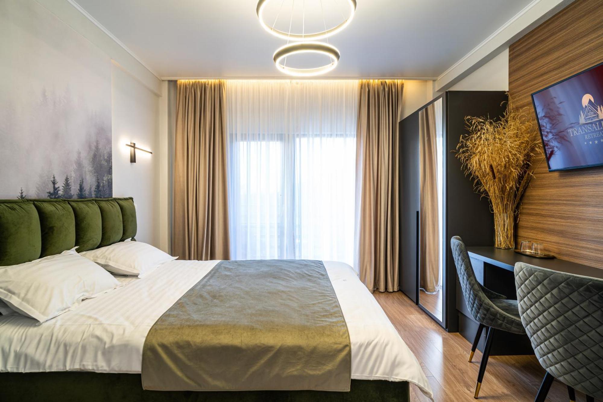 Transalpina Retreat Hotel Novaci-Straini Bagian luar foto
